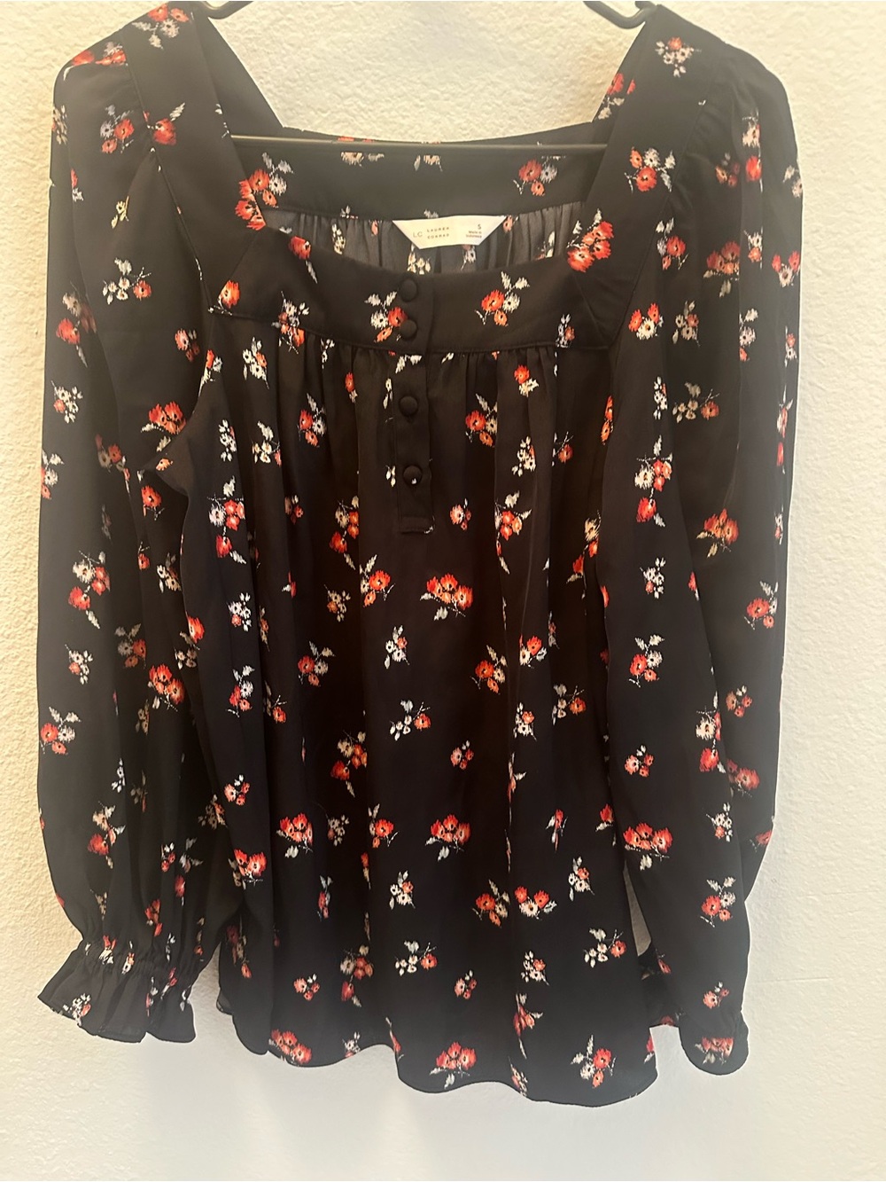LC Lauren Conrad Black Blouse with Red Floral Print